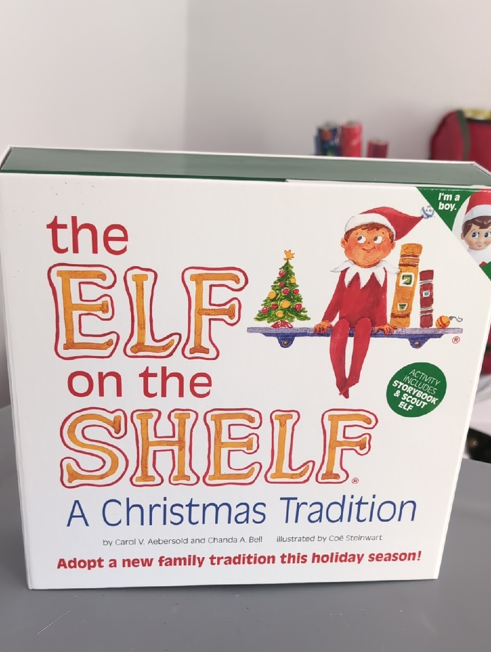 BNIB The Elf on the Shelf Christmas Tradition Book - Boy